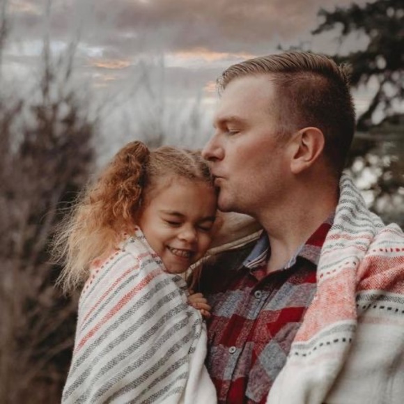 Profile Picture of Nikolas Discher (@nsdischer) on Poshmark
