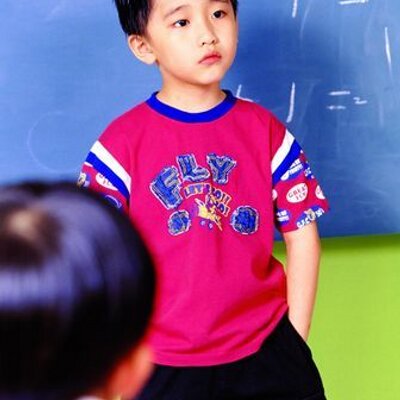 Profile Picture of Lori Compton (@biazzianylowl29) on Twitter