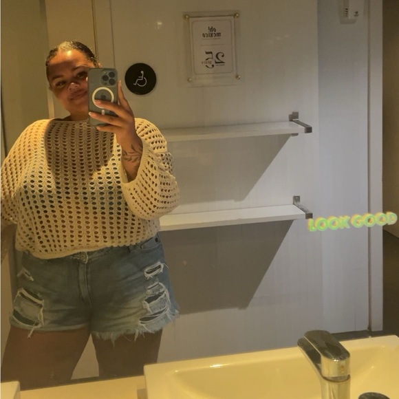 Profile Picture of Taniesha Frazey (@tanieshafrazey) on Poshmark