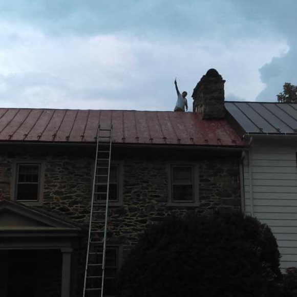 Profile Picture of Antonio Gonzalez (@oscarg0211) on Poshmark