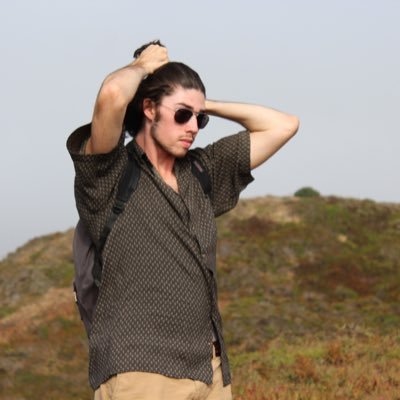 Profile Picture of Marilyn Munbro (@CainBeeton) on Twitter