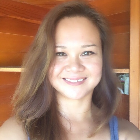 Profile Picture of Mary Heinlen (@mary75001) on Poshmark