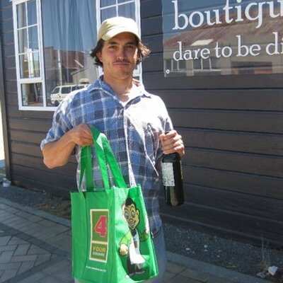 Profile Picture of Johnny Maples (@Johnny_Maples) on Twitter