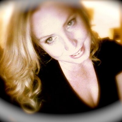 Profile Photo of Valerie Jean Lennon (@ValerieJean85) on Twitter