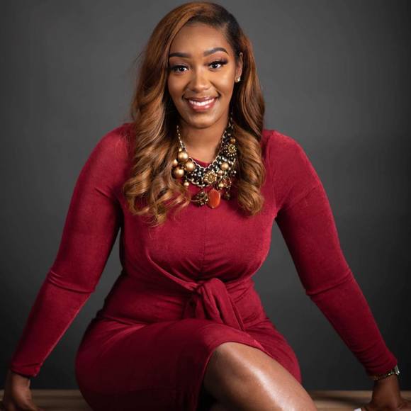 Calandra Patrick - Poshmark Profile Picture of Calandra Patrick (@calandrapatrick) on Poshmark