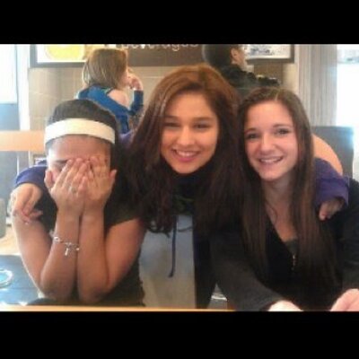 Profile Picture of Anna Crego (@ACr3g0) on Twitter