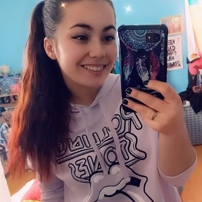 Profile Picture of Madeline Da Silva (@Maddiie_97635) on Twitter