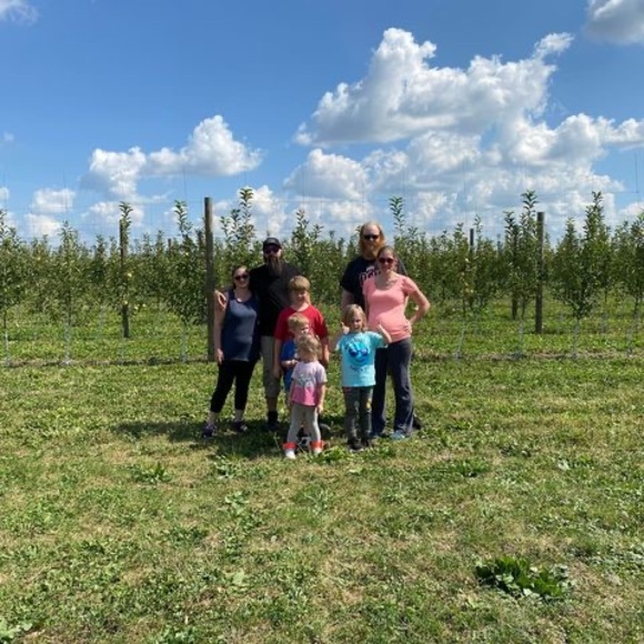 Profile Picture of Patty Oleksiak (@hornerpatty32) on Poshmark