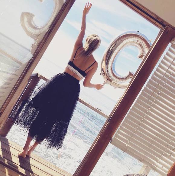 Profile Picture of Chloe Kim (@chloekim1212) on Poshmark