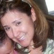 Profile Picture of Danielle Gibbs (@ellegoblue) on Youtube