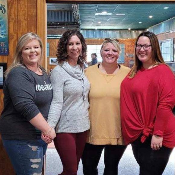 Amy Wilkinson - Poshmark Profile Picture of Amy Wilkinson (@amydrt) on Poshmark