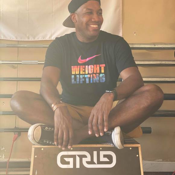 Profile Picture of Will Marsh (@suasponte3891) on Poshmark