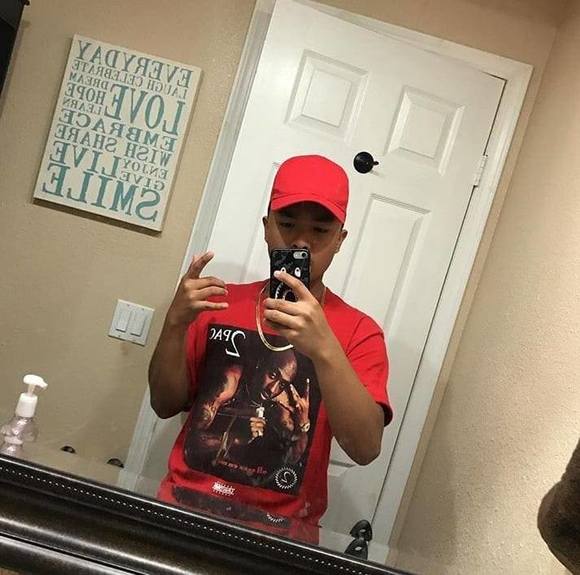 Profile Picture of Steven Mc gowan (@steven_abra09) on Poshmark