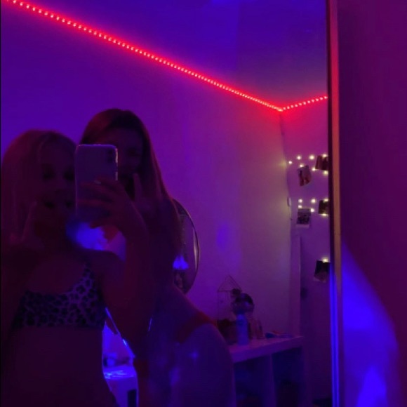 Profile Picture of Brooklyn Wight (@brooklynwight) on Poshmark