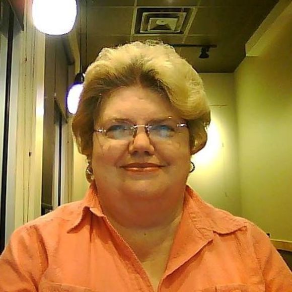 Profile Picture of Cheryl Tidwell (@cheryltidwell) on Poshmark