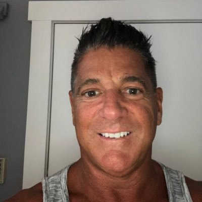 Profile Picture of Matty (@MattMauriello) on Twitter