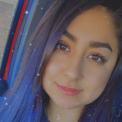 Profile Picture of Crystal Robles (@CrystalLRobles) on Twitter
