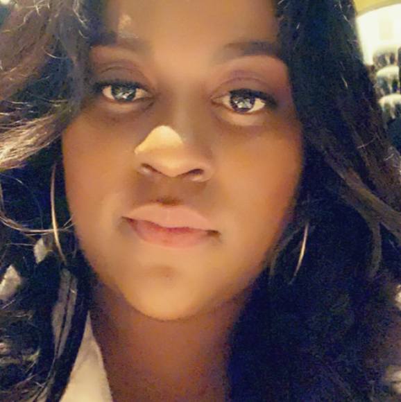Profile Picture of Chasity Epps (@chasityepps92) on Poshmark