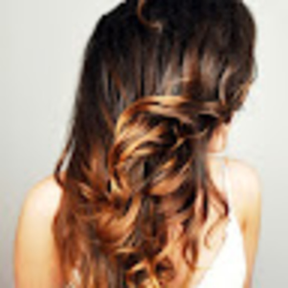 Profile Picture of Brianna Bocchicchio (@bbbears01) on Poshmark