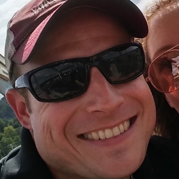 Profile Picture of Jonathan Thurston (@batthurston) on Poshmark