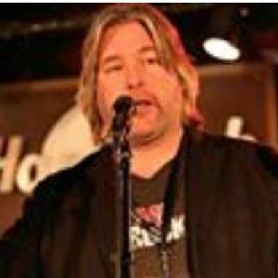 Profile Picture of Doug Elliott (@delliottRock) on Twitter