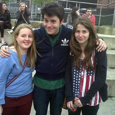 Profile Picture of Becky Gibbs (@stripeysocksroc) on Twitter