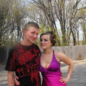 Profile Picture of Michelle Bahr (@michellekayxox) on Myspace