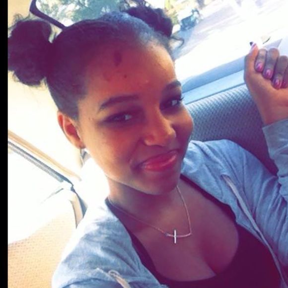 Craycray Queen - Poshmark Profile Picture of Craycray Queen (@jahnaew) on Poshmark