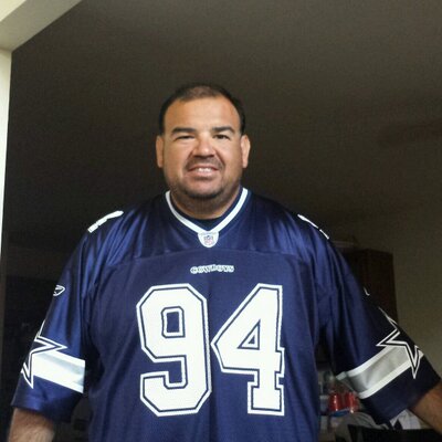 Profile Picture of Tony Segovia (@CoachSegovia) on Twitter