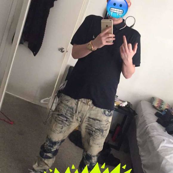 Profile Picture of Kyle Mingee (@kylemingee) on Poshmark