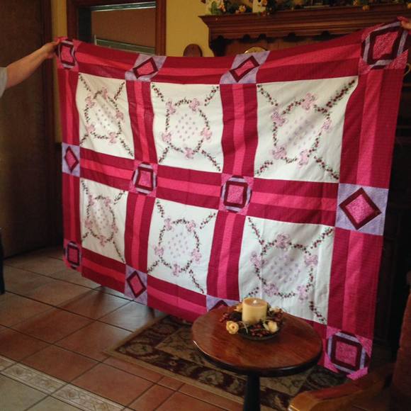 Profile Picture of Nancy Hess (@nancyhess15) on Poshmark