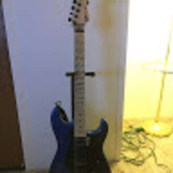 Profile Picture of Cole Uzzell (@coleuzzell) on Poshmark