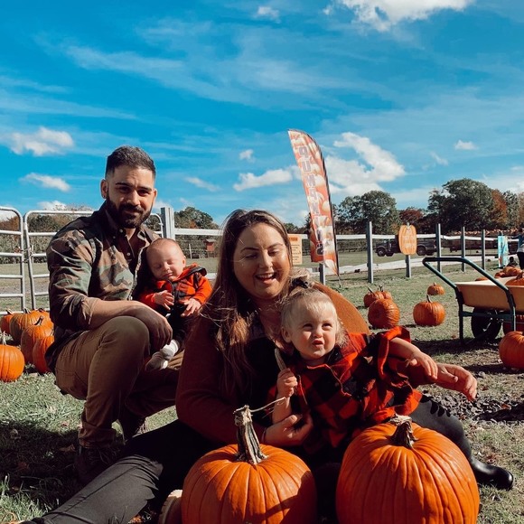 Profile Picture of Alex Baldanza (@bapestar914) on Poshmark