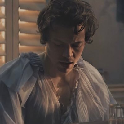Profile Picture of Julia, Will See Harry 🍉❤️ (@i_loveuharry) on Twitter