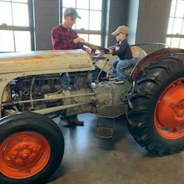 Profile Picture of Tyler Burgett (@TylerBurgett8) on Twitter