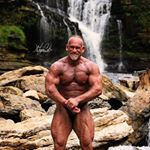 Profile Picture of Wade Wilburn (@wademadephysiques) on Instagram