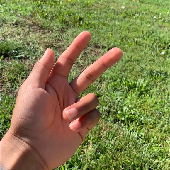 Profile Picture of Tiffany Calavaza (@calatiff) on Poshmark