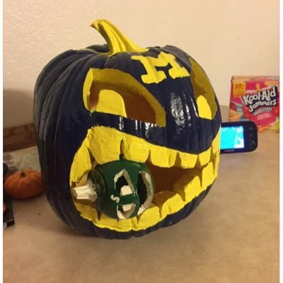 Profile Picture of Dave Wambold (@wambold44) on Twitter