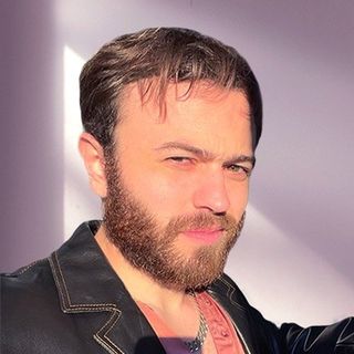 Profile Picture of 𝐕𝐈𝐂𝐓𝐎𝐑 𝐃𝐄 𝐌𝐀𝐑𝐓𝐑𝐈𝐍 (@victordemartrin) on Instagram