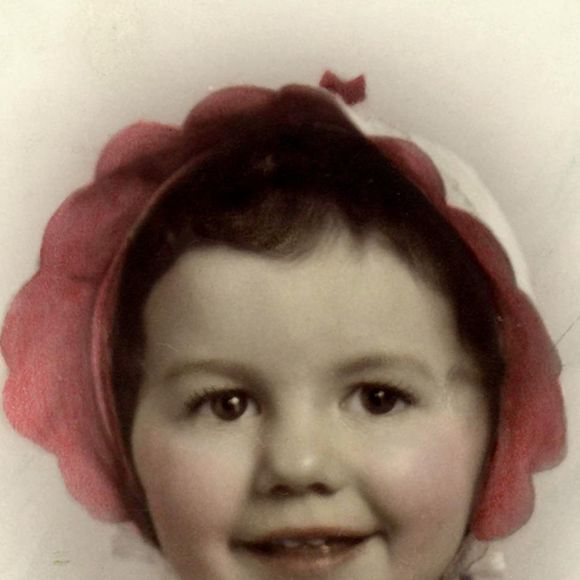 Profile Picture of Sharron Cassavant (@idaho47) on Poshmark