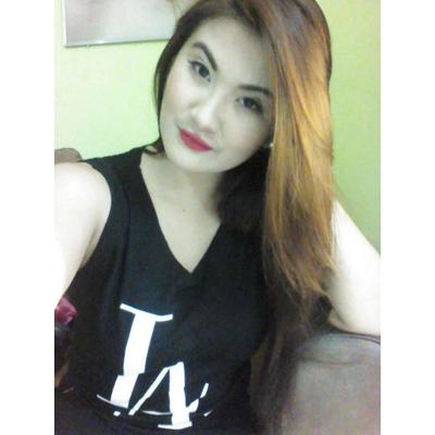 Profile Picture of Angelica Robles (@roblesangelica) on Twitter