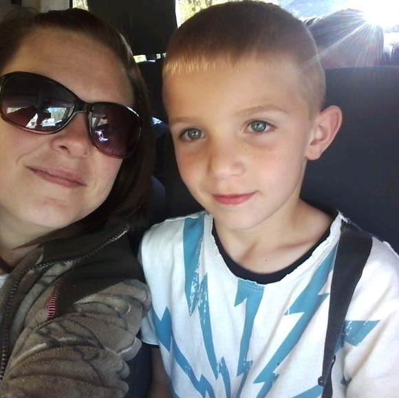 Profile Picture of Sherri Bray (@sherribray) on Poshmark