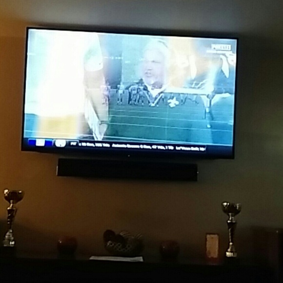 Profile Picture of Corey Felton (@november1970) on Poshmark