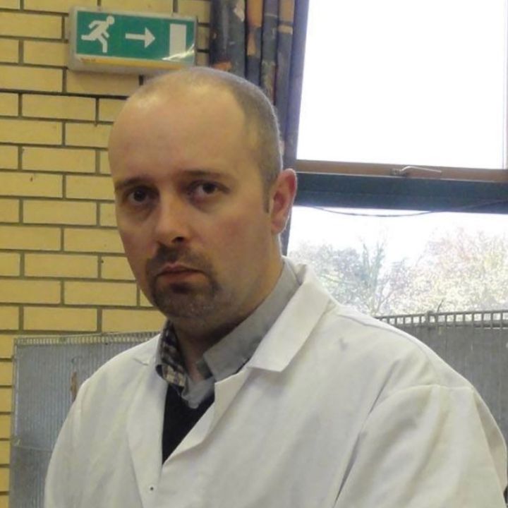 Robert - Tiktok Profile Picture of Robert (@robert.dundee) on Tiktok