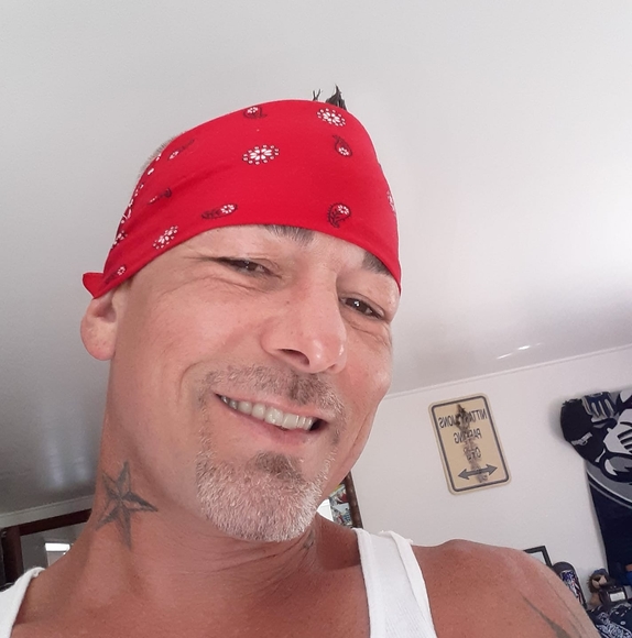 Profile Picture of David Turek (@dturek) on Poshmark