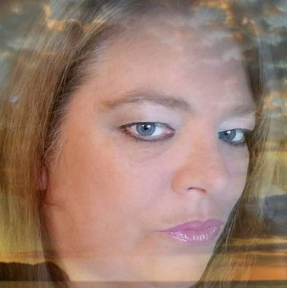 Profile Picture of Janet Callihan (@jcallihan17) on Poshmark