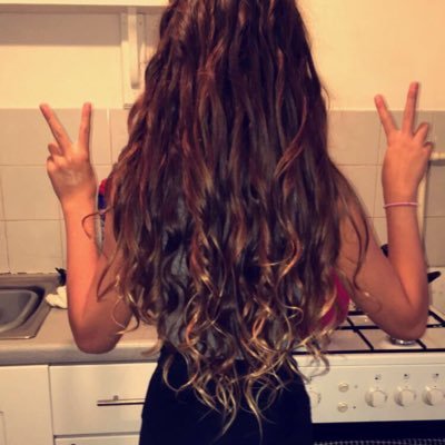 Profile Picture of Anais Lois Pullen (@anais_pullen) on Twitter