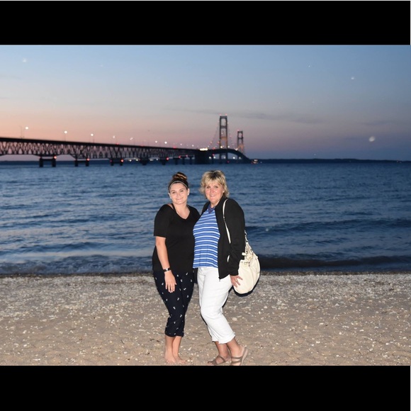 Profile Picture of Rebecca Mohr (@mohr2come) on Poshmark