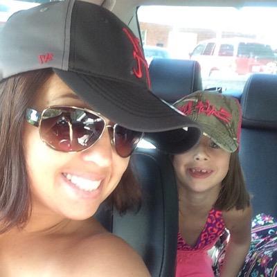 Profile Picture of Amanda Trehern (@mandimarie84) on Twitter