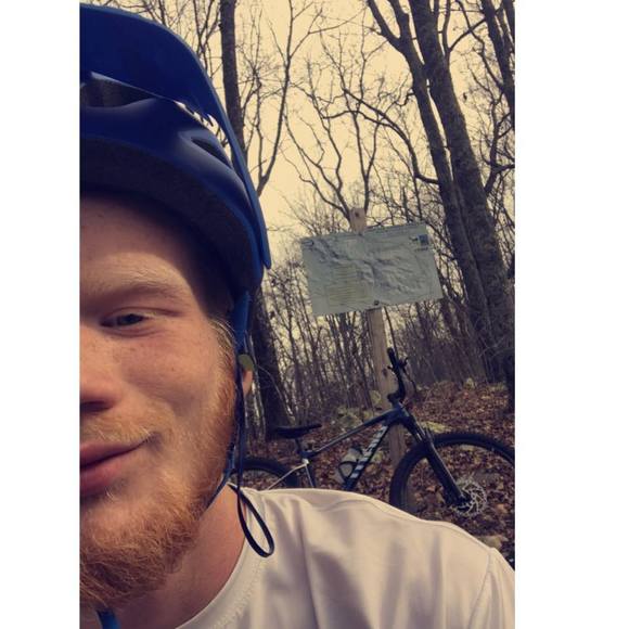 Profile Picture of Randy Roberts (@08randy13) on Poshmark